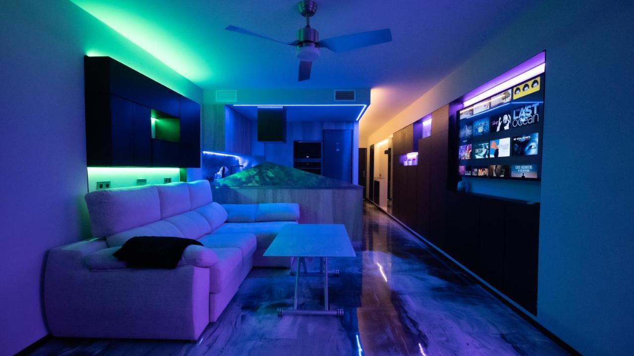 La Farola - Luxury Domotic Flat In Puerto Deportivo Lejlighed Marbella Eksteriør billede