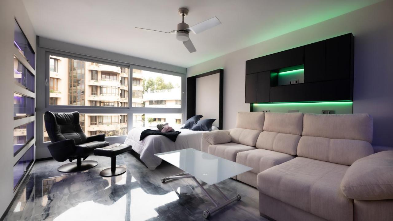 La Farola - Luxury Domotic Flat In Puerto Deportivo Lejlighed Marbella Eksteriør billede