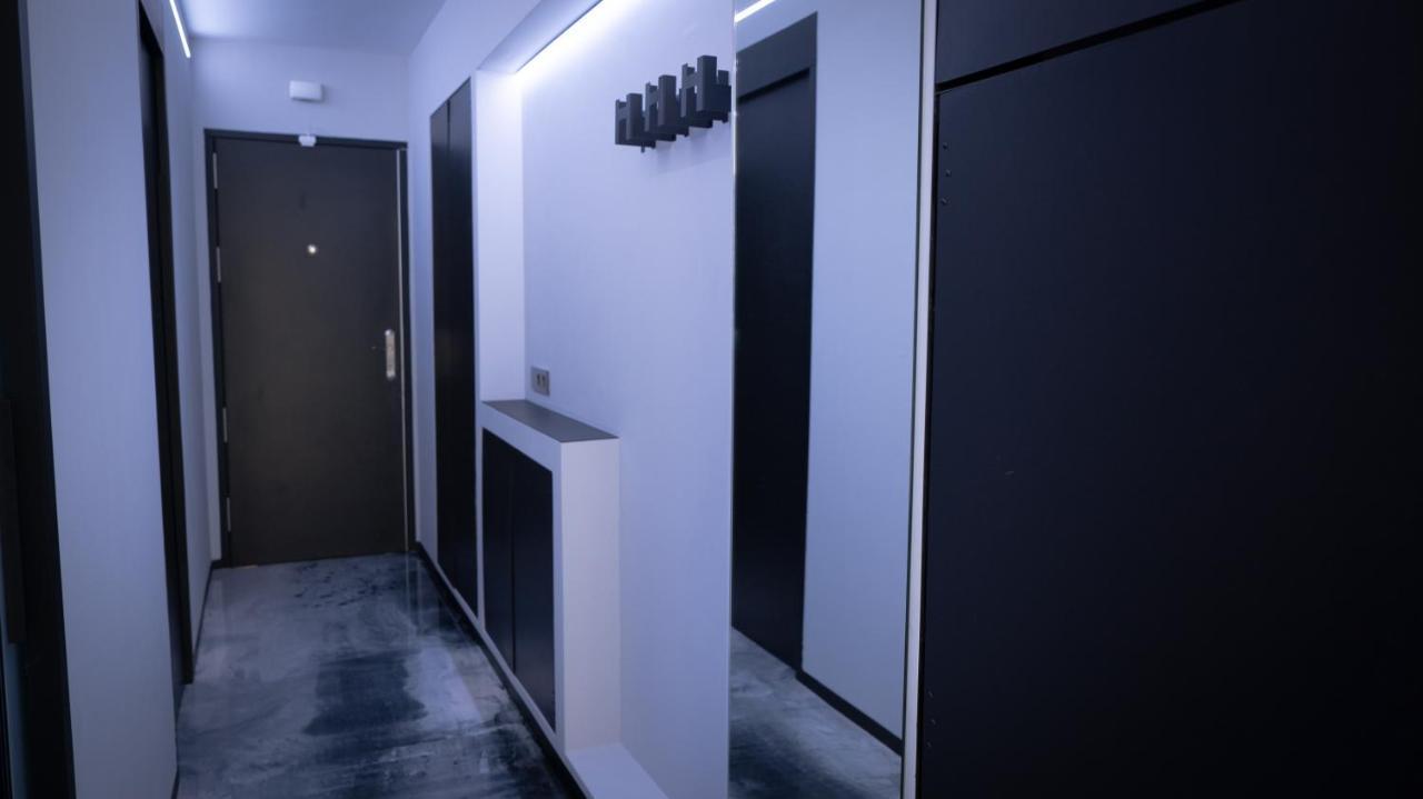 La Farola - Luxury Domotic Flat In Puerto Deportivo Lejlighed Marbella Eksteriør billede
